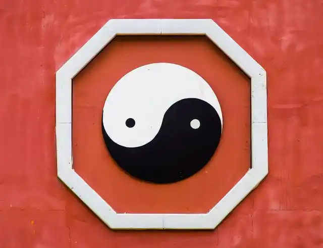什麼是紅艷，命帶紅艷星就會風流多情嗎?